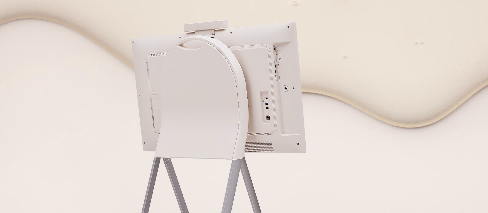 43HT3WJ-09-1-A-Sleek-Design-that-Blends-with-the-Space-One-Quick-Digital-Signage-ID-D